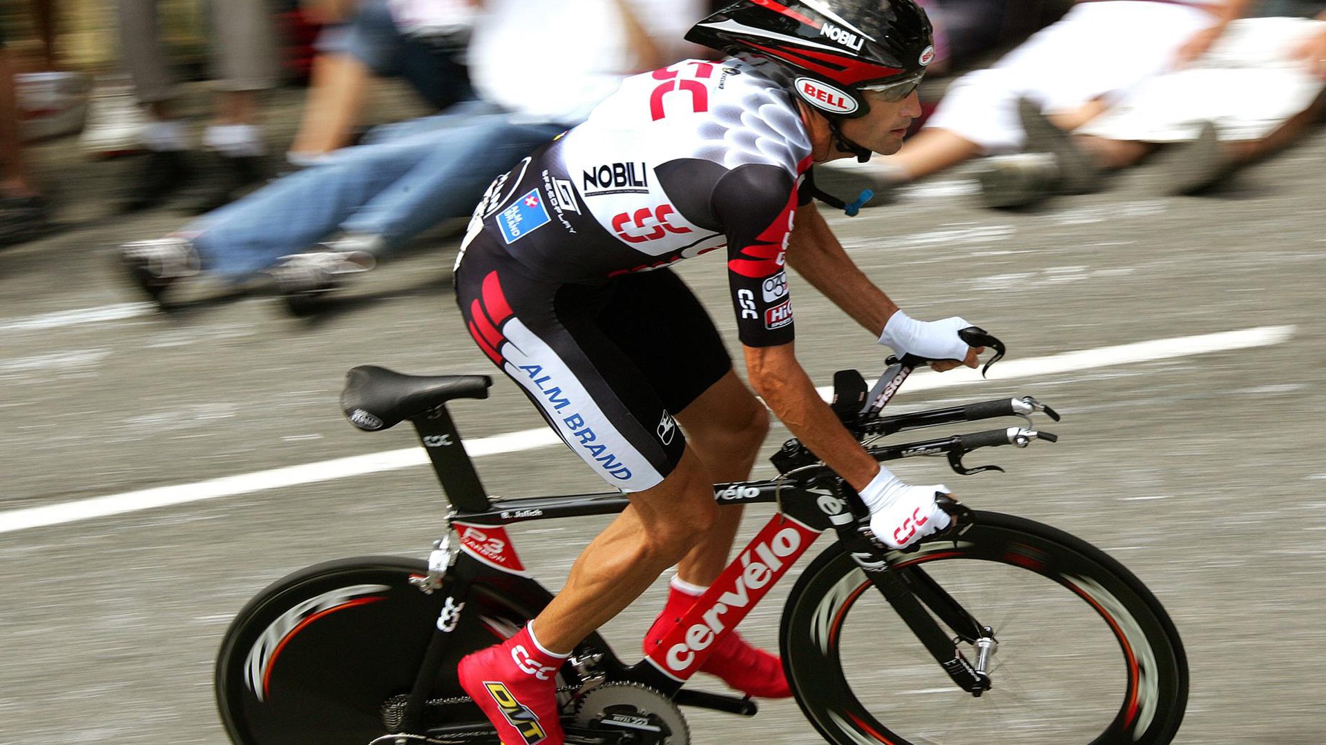 _全球田径盛会:世界纪录频繁被打破_,世界田径比赛记录